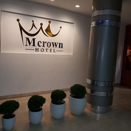 M Crown Hotel Shillong Bagian luar foto